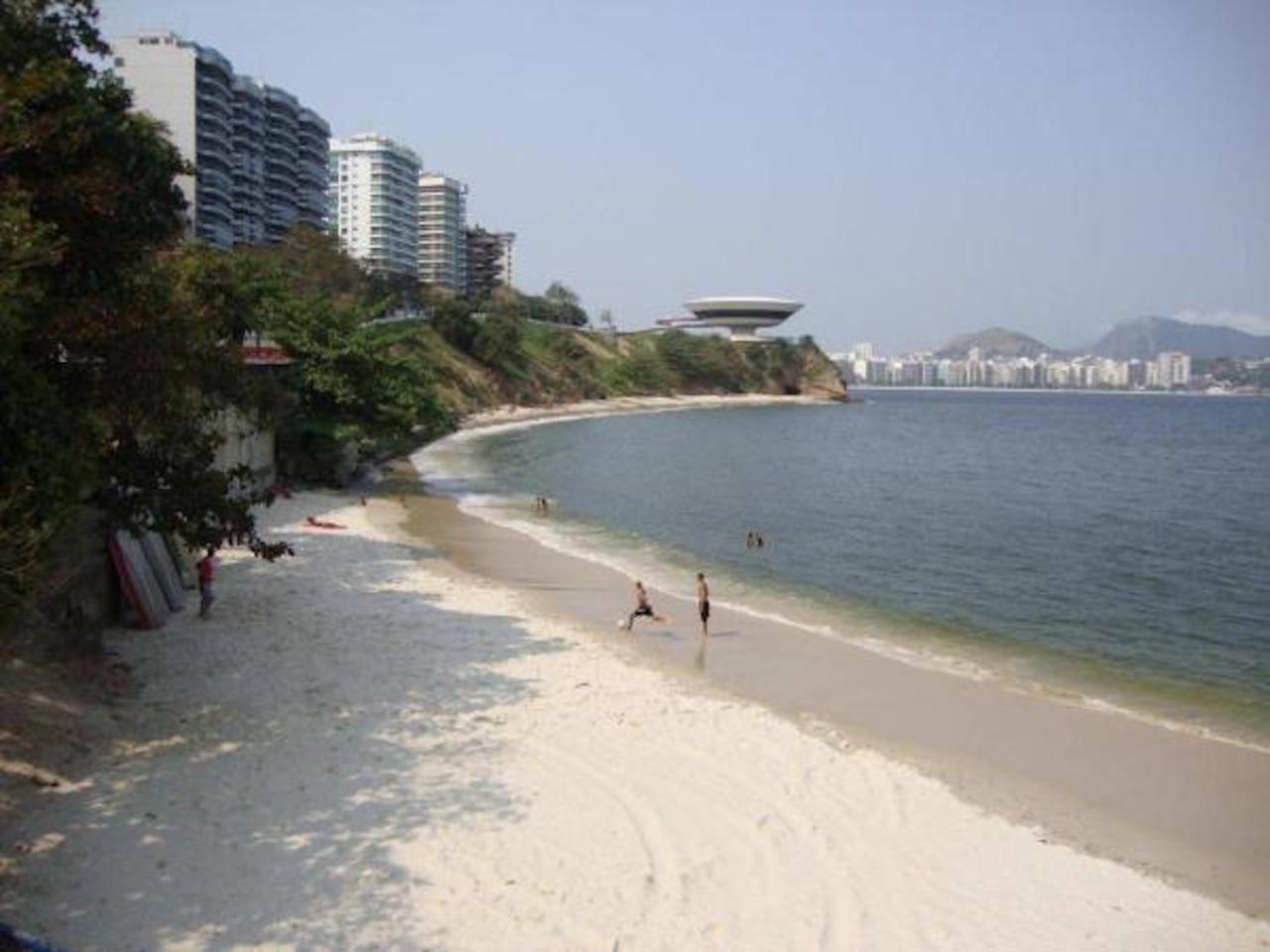 Brasileranza Hostel Niterói Exteriör bild