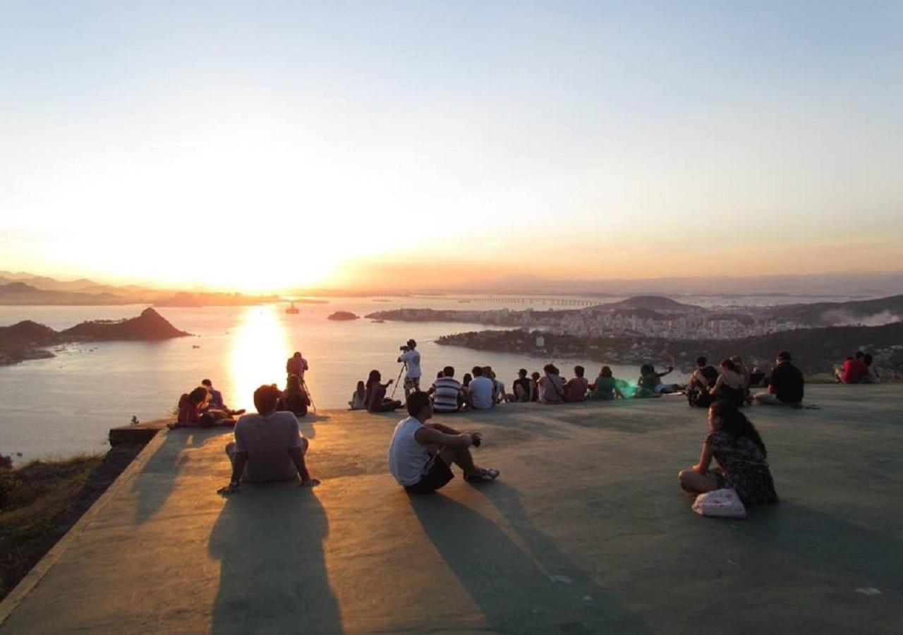 Brasileranza Hostel Niterói Exteriör bild