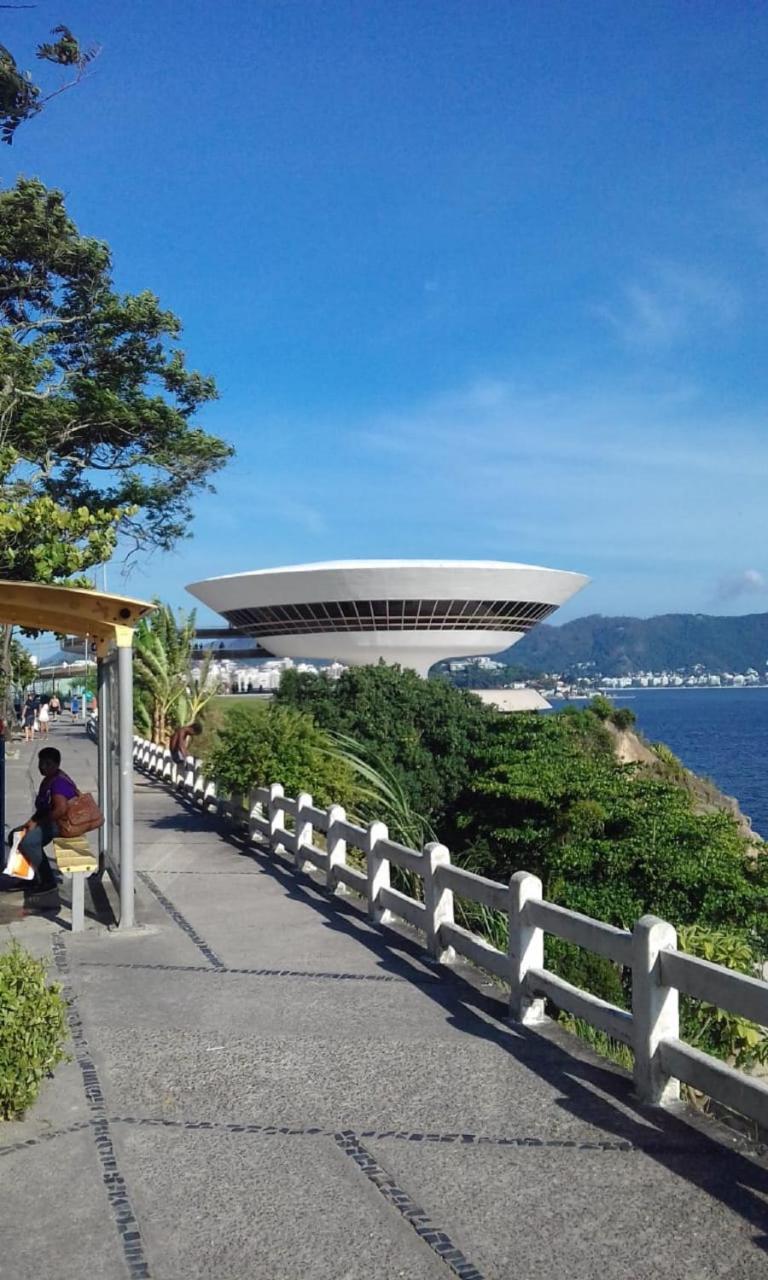 Brasileranza Hostel Niterói Exteriör bild